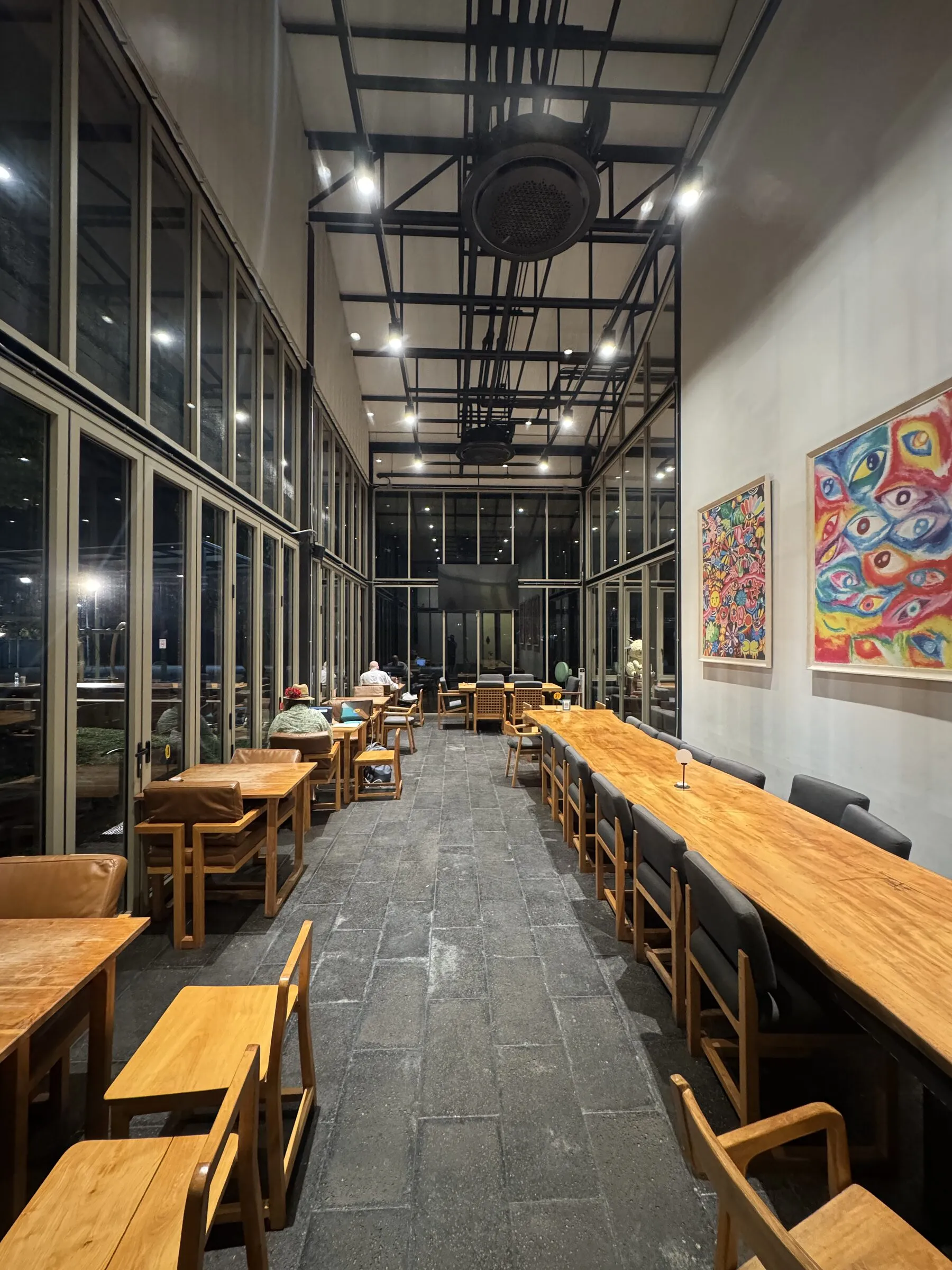 A quiet café scene in Chiang Mai