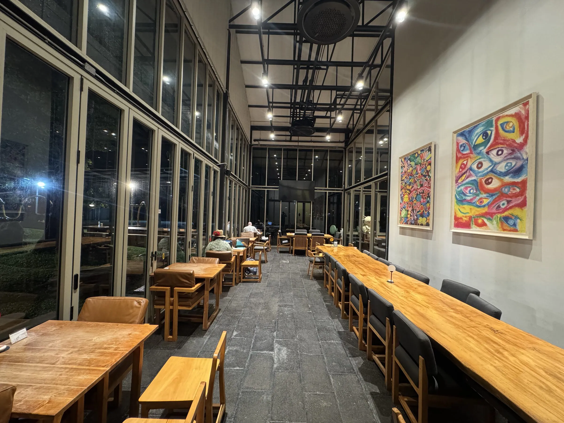 A quiet café scene in Chiang Mai