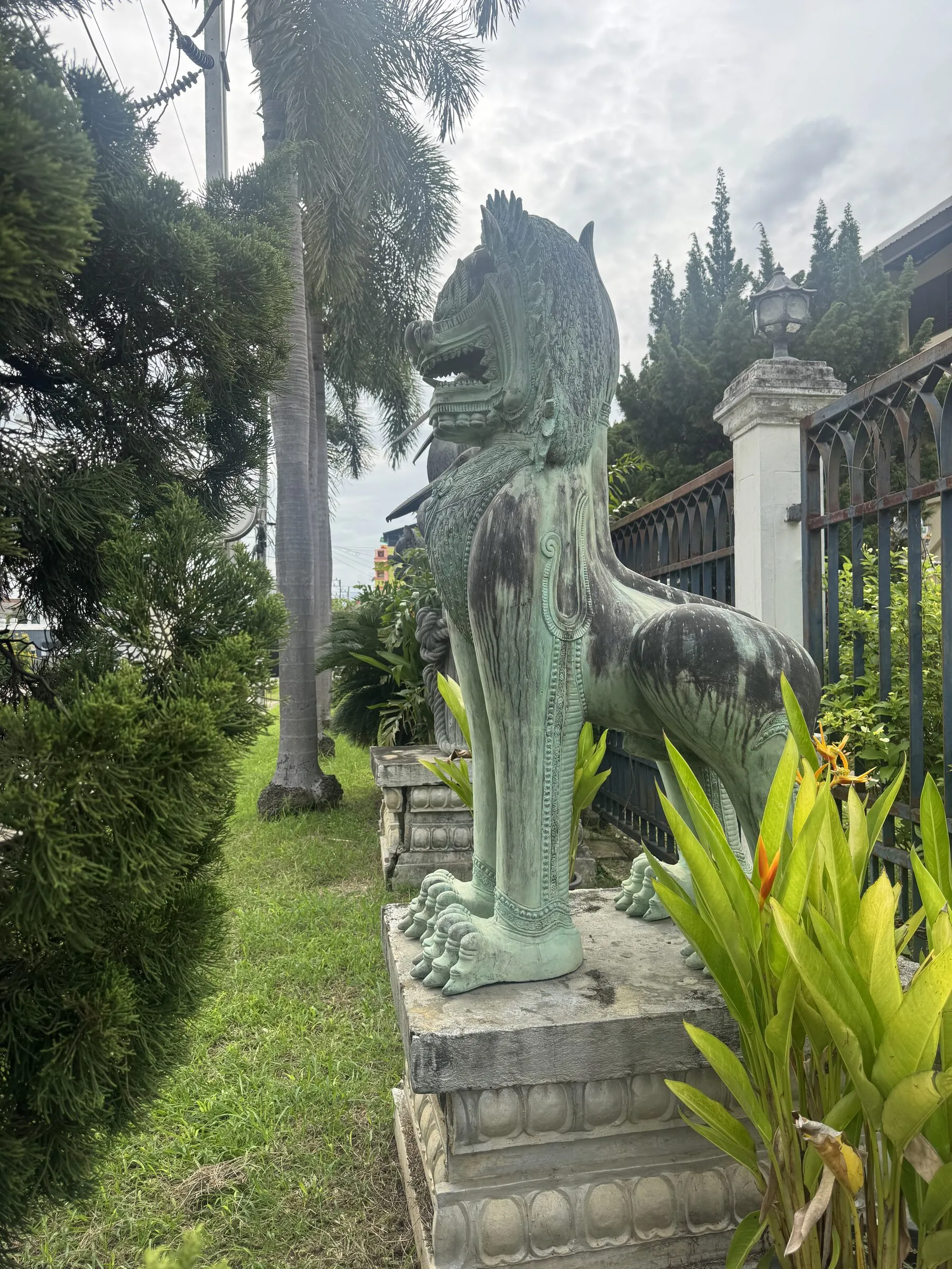 Grilled food and gilded temple carving in Chiang Mai